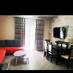 Apartment With 2 Sleeping Rooms And 2 Bathrooms